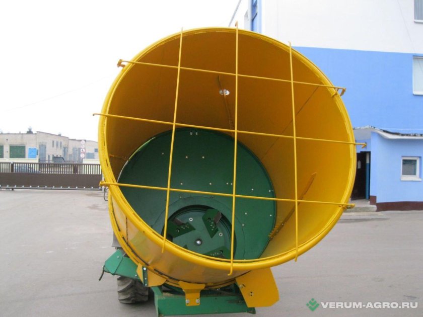 Измельчитель соломы навесной ИСН-1.8