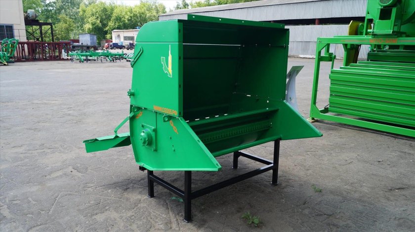 Измельчитель - разбрасыватель ИСН - 1500 Дон 1500