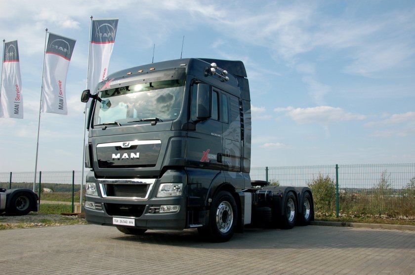 Ман ТГХ седельный тягач