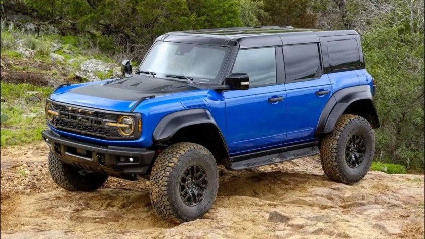 Ford bronco raptor
