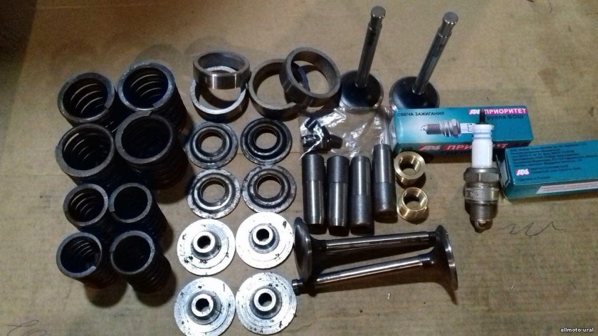 Головка Урал