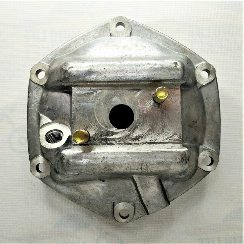 Крышка заднего моста урал