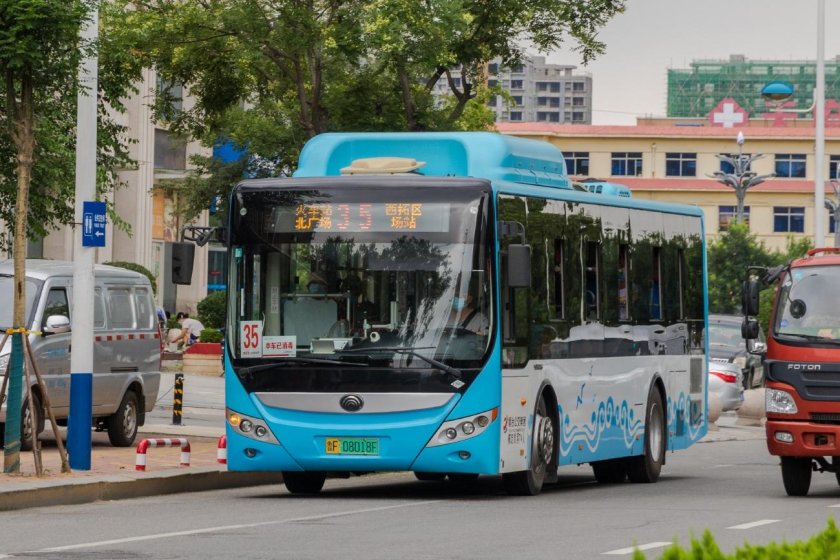 Китайский автобус Yutong