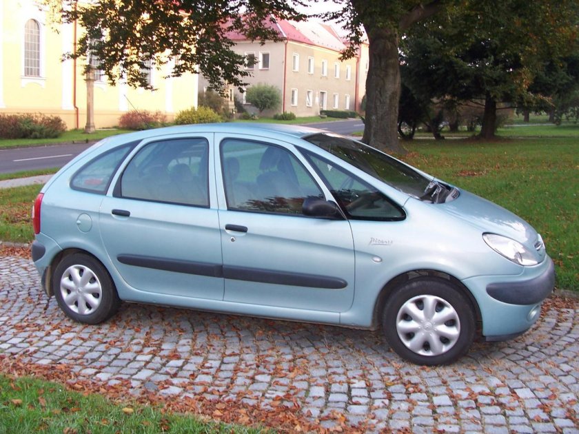 Ситроен Пикассо 2002