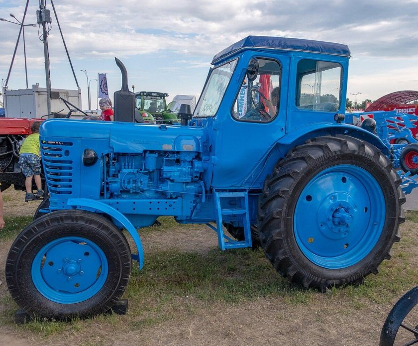 МТЗ-50 трактор