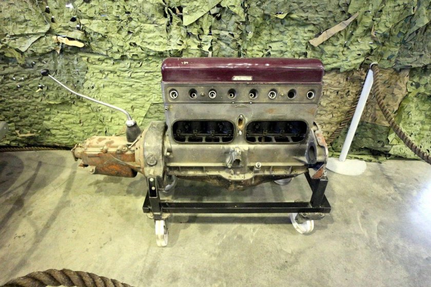 ЗИС 101 двигатель