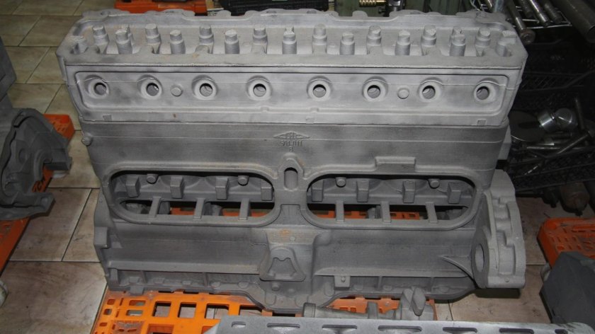 Мотор ЗИС 101