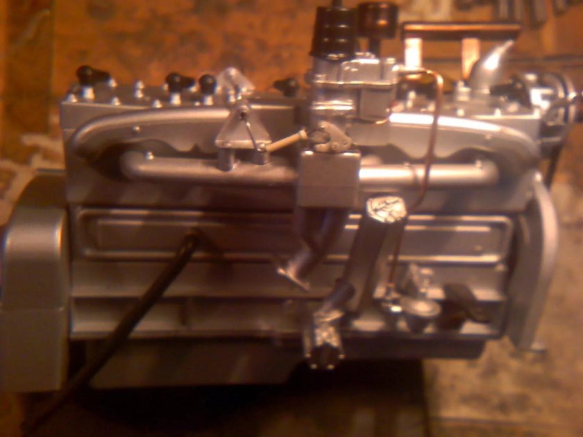 ЗИС 110 ДЕАГОСТИНИ двигатель