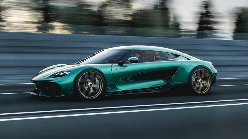 Кенигсегг 2024