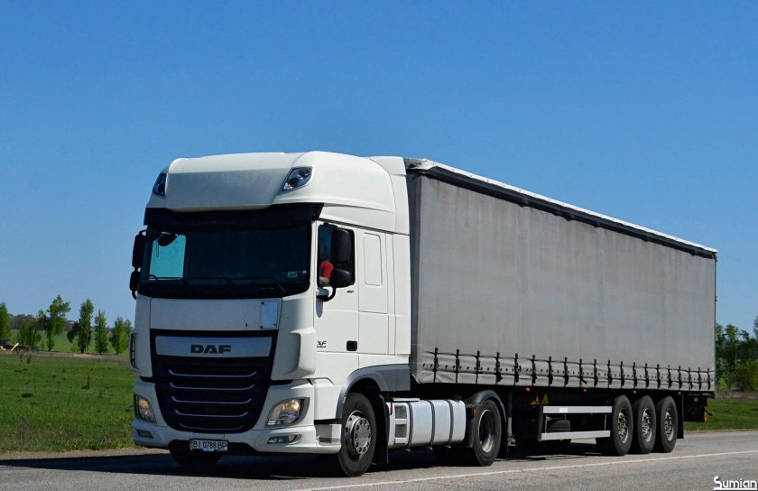 Фуры DAF 105