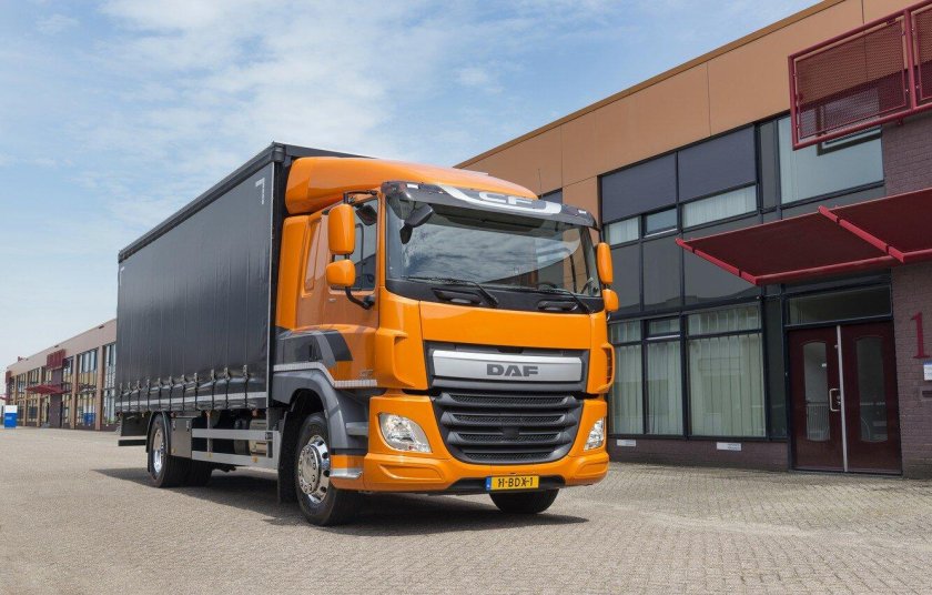 Грузовик DAF CF