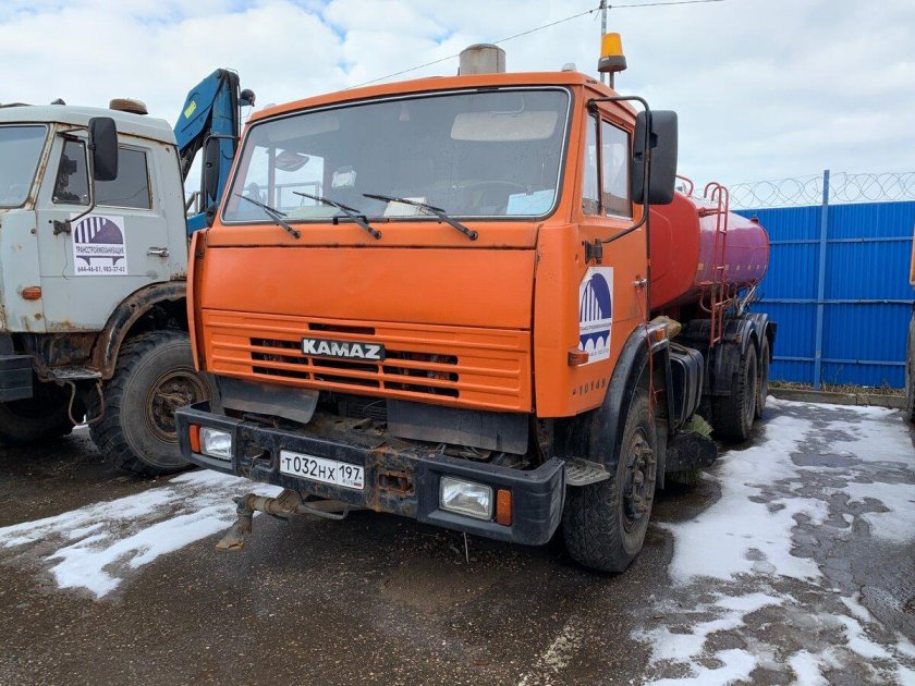 Поливомоечная машина МД 433-03