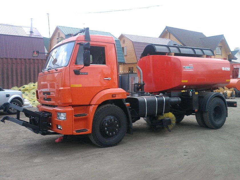 КАМАЗ ко-829а1