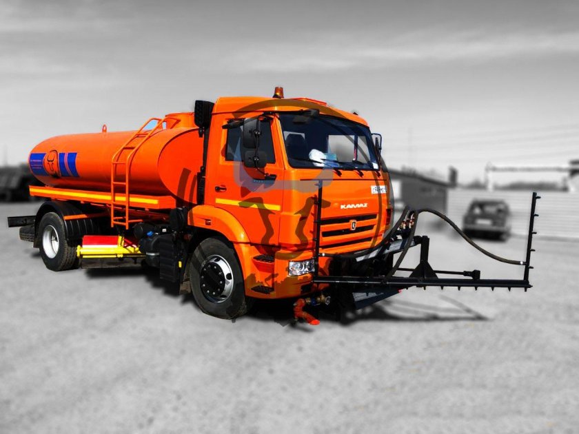 КАМАЗ 43253 поливомоечная