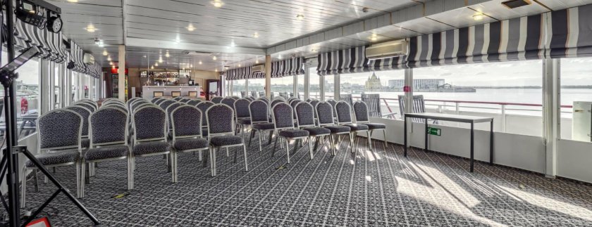 Лайнер Александр Радищев