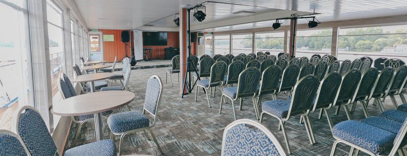 Теплоход виссарион белинский