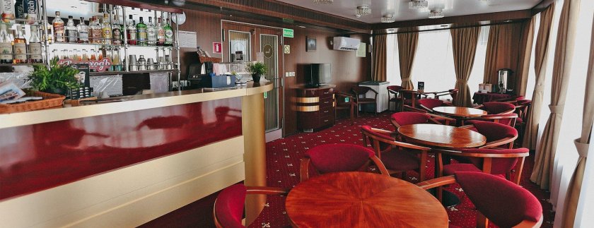 Теплоход виссарион белинский