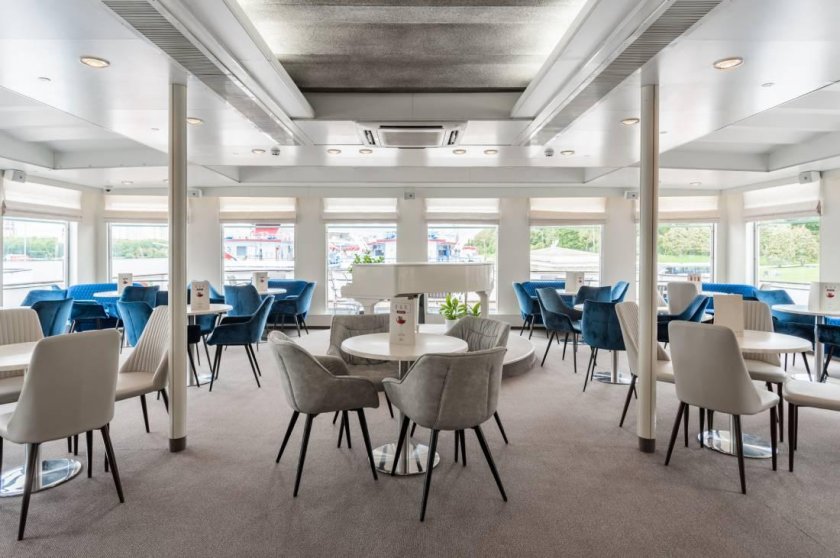 Теплоход Нижний Новгород 301