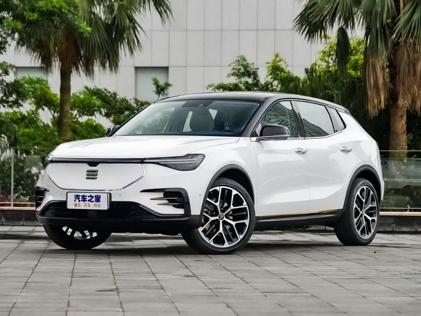 Электромобиль enovate me7