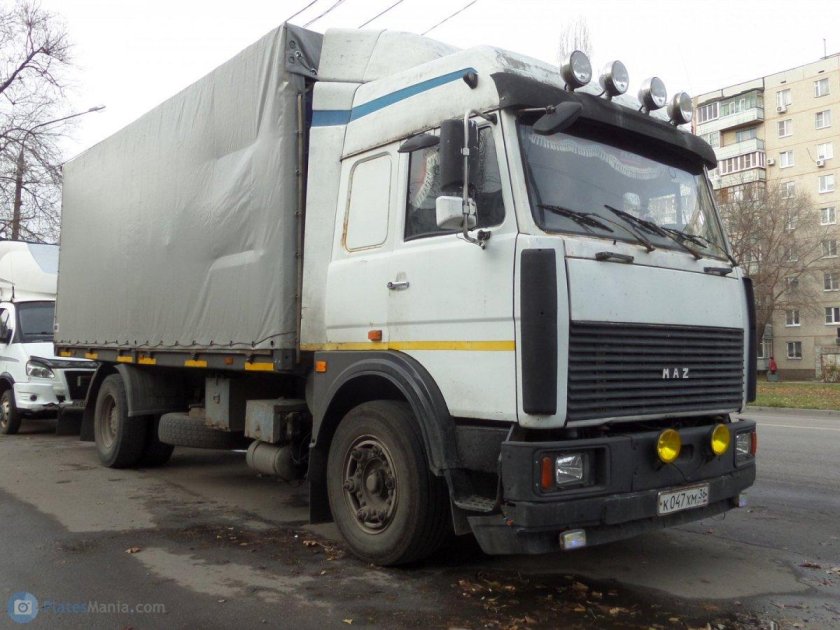 Бортовой грузовик МАЗ 5336