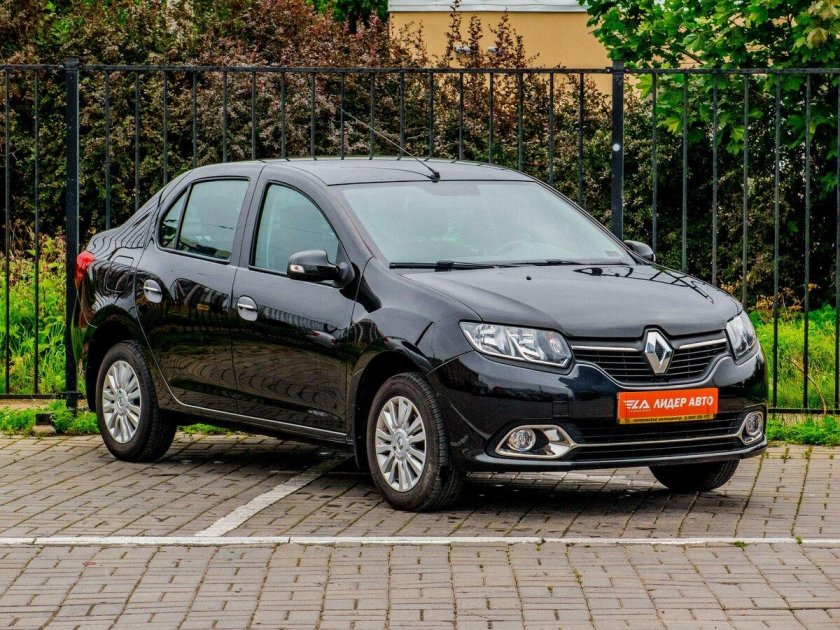 Renault Logan черный