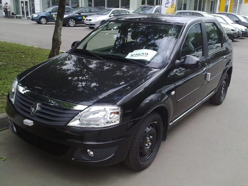 Renault Logan 1 черный