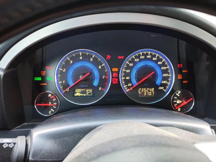 Приборка Infiniti fx35