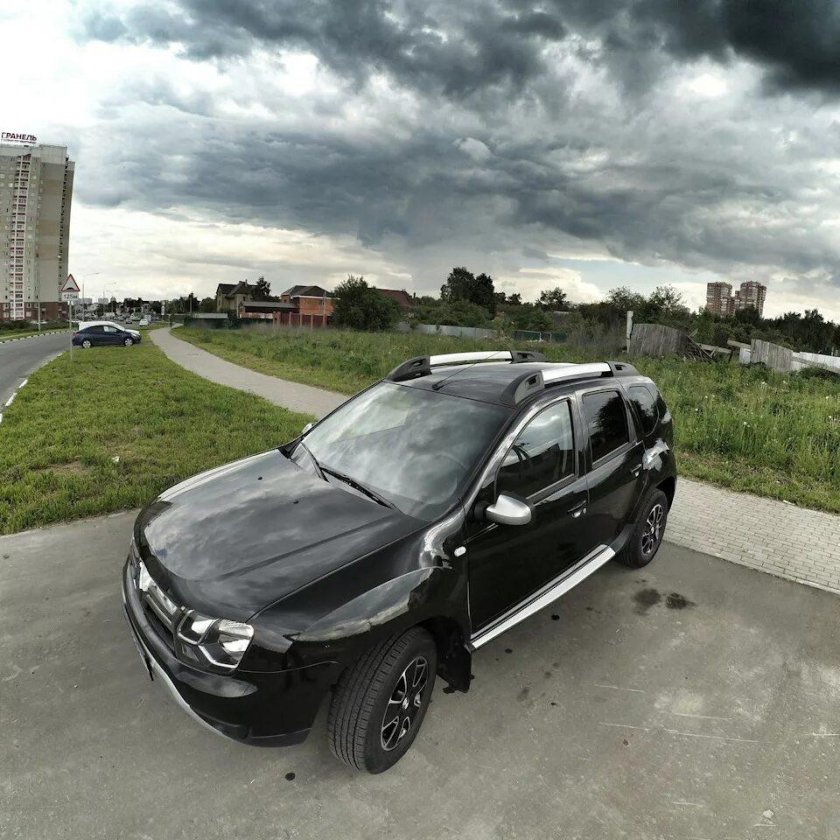 Рено Дастер черный