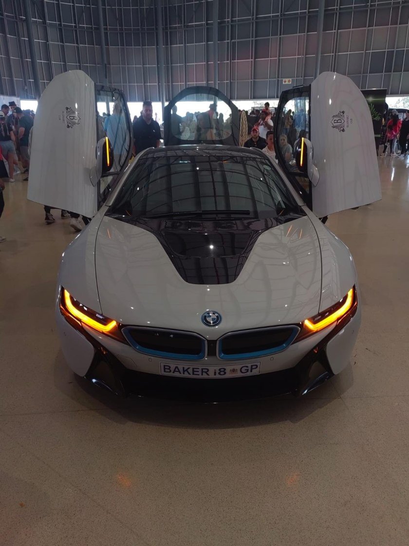 Bmw i 8 roadster