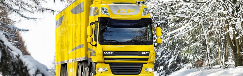 Желтый тягач