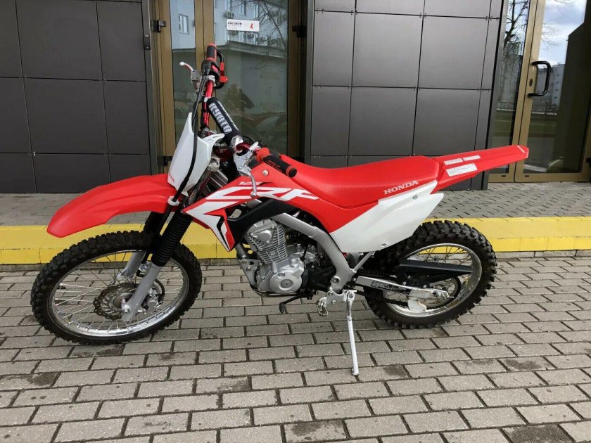 Кроссовый мотоцикл хонда