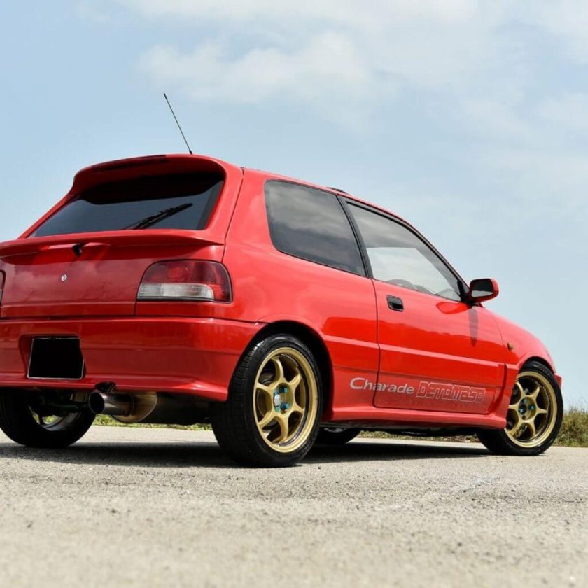 Daihatsu Charade (xp90)