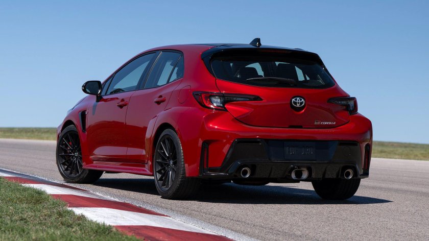 Toyota gr corolla 2025