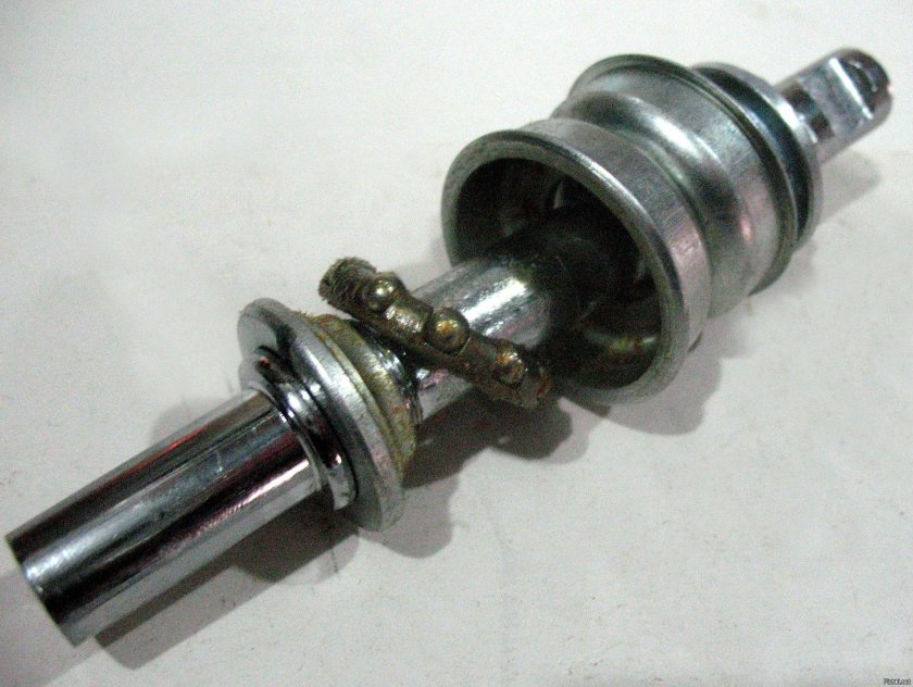 Каретка велосипеда стелс 710