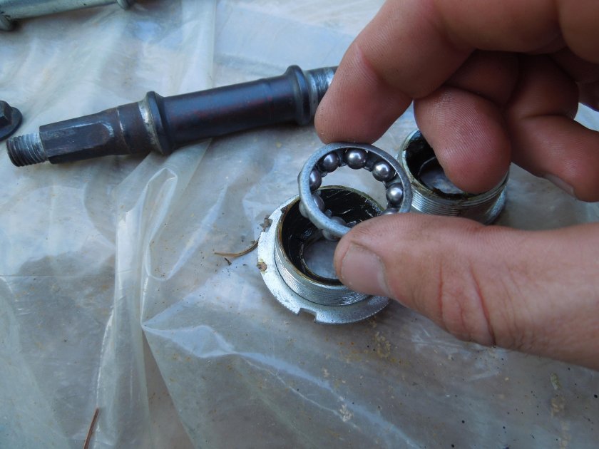 Подшипник каретки велосипеда стелс