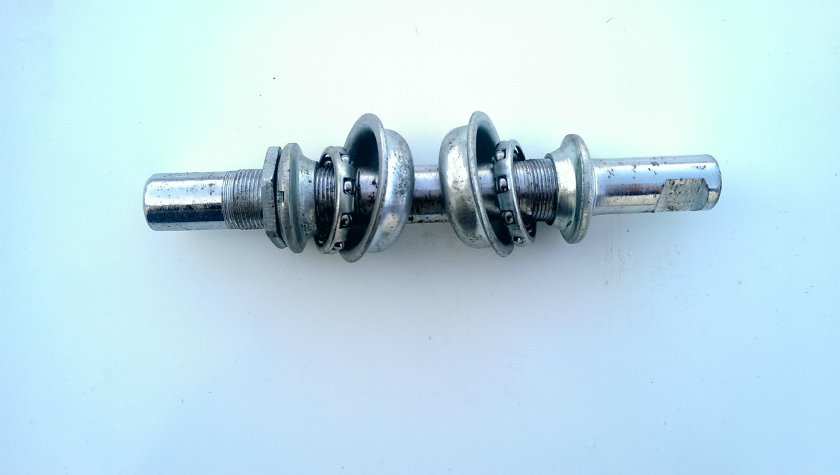 Педальная каретка велосипеда Урал