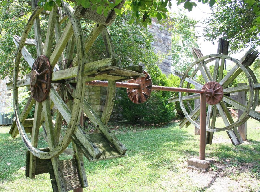 Пароход с гребным колесом