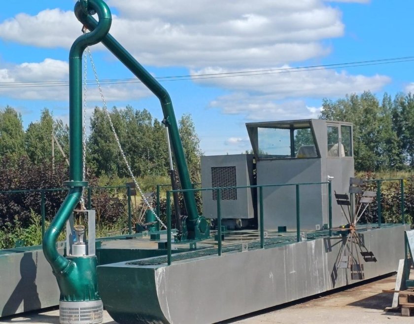 Земснаряд для добычи песка