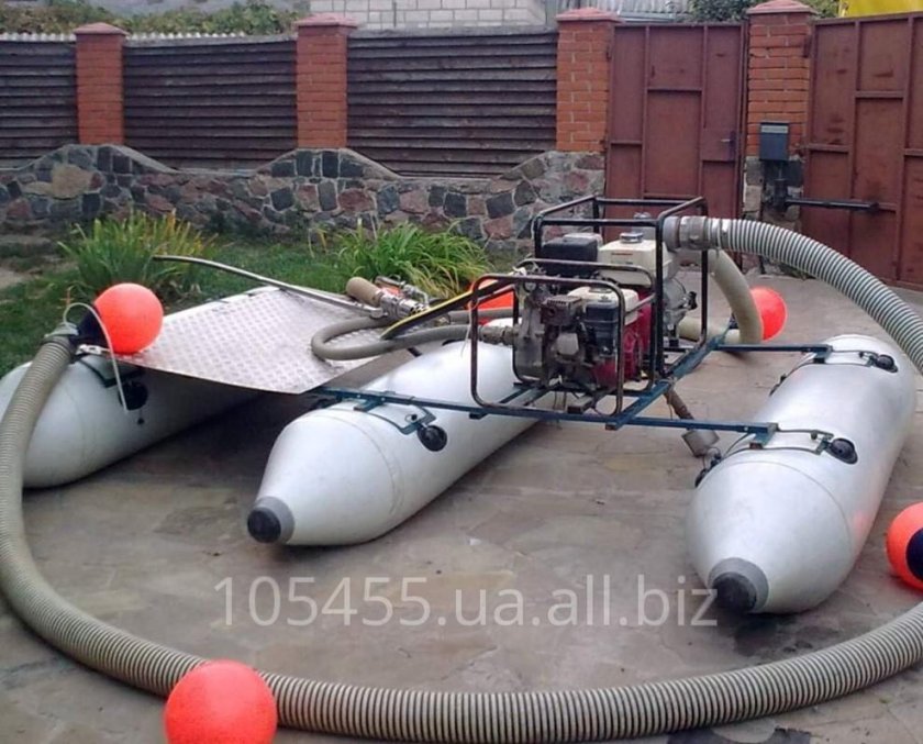 Мини земснаряд для очистки водоемов