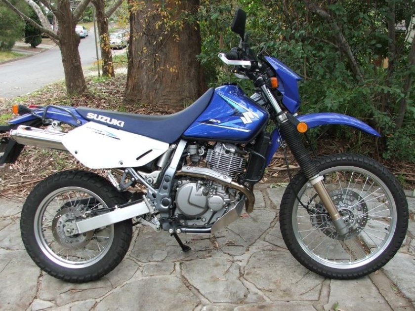 Suzuki dr 650 se