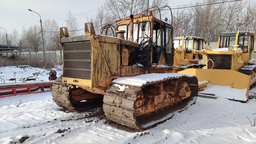 Бульдозер чтз б-10