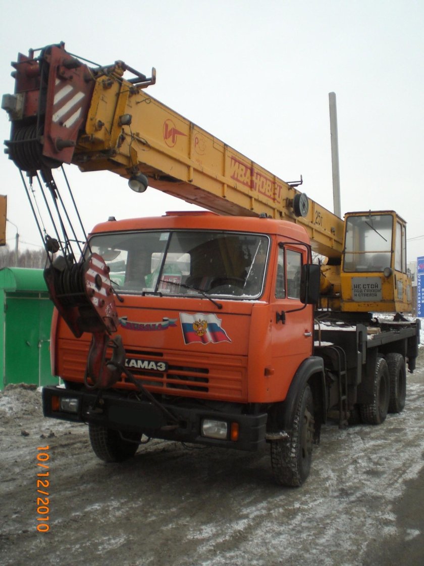 КАМАЗ 53228 автокран
