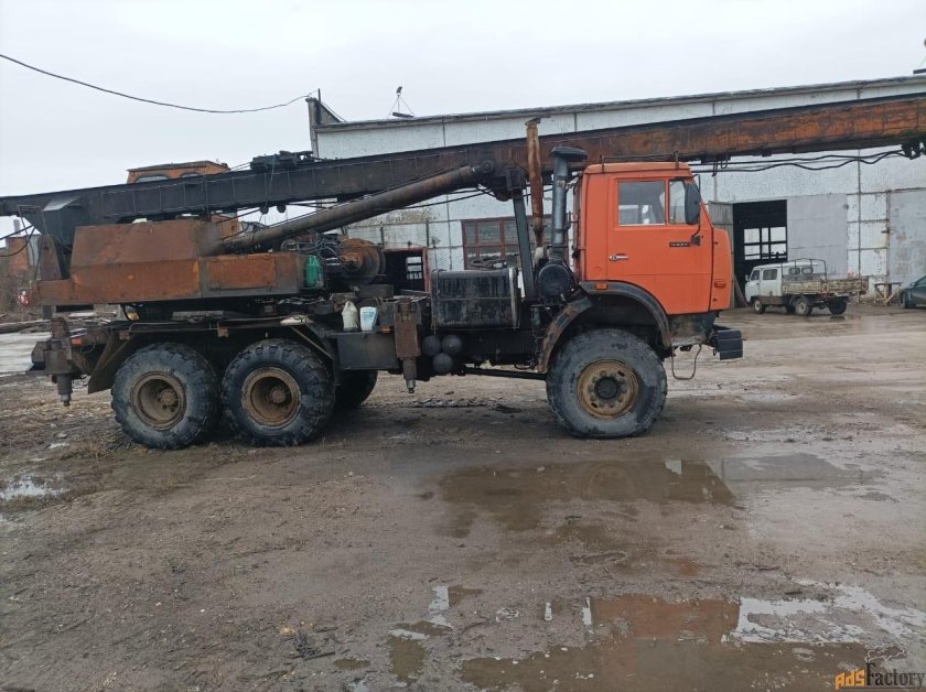 Сваебой на базе КАМАЗА