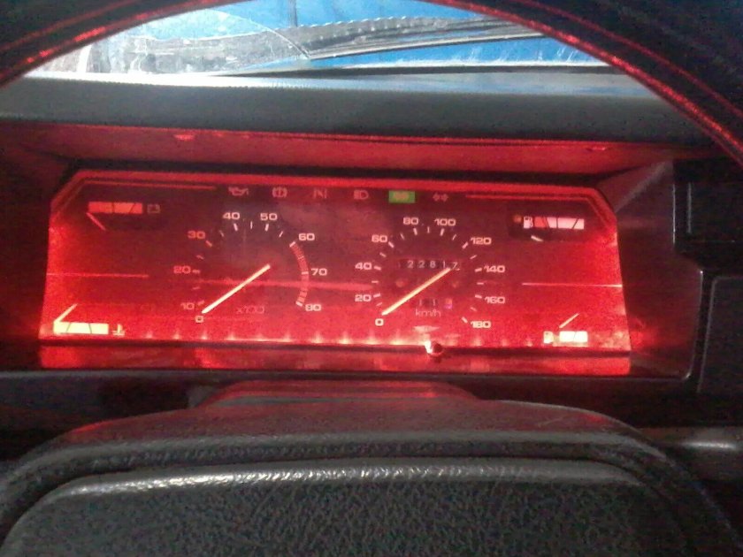 Приборная панель ИЖ Ода 2126