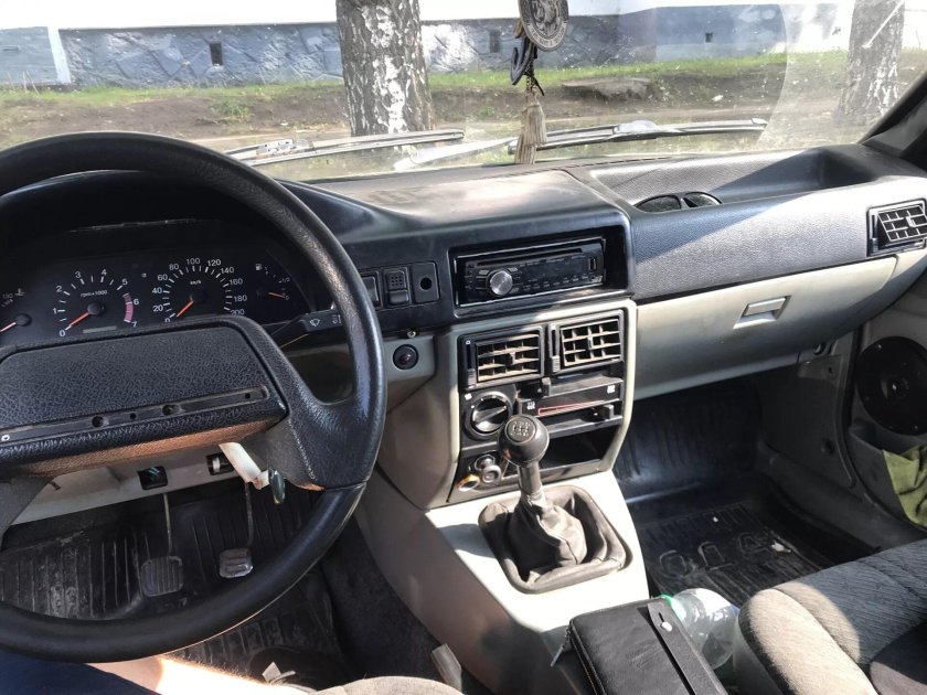 ИЖ 2126 салон