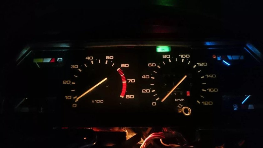 ИЖ 2126 контроль лампочки в панели приборов