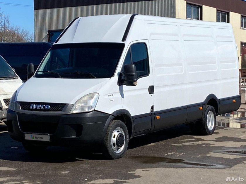 Ивеко цельнометаллический