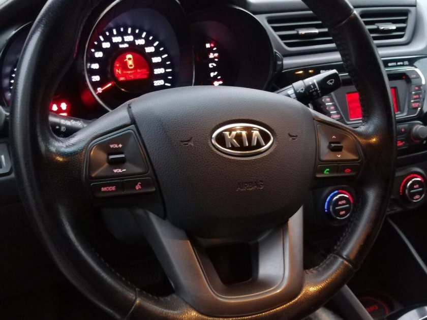 Руль киа рио 3 2012