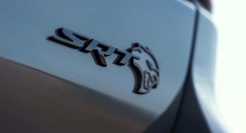 Шильдик Додж СРТ