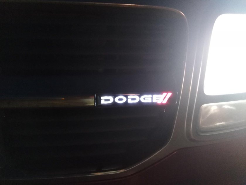 Светящийся шильдик Haval h6